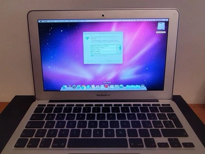 Apple MacBook Air  11” Intel Core Duo 1,4 GHz - Immagine 1 di 4
