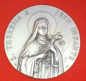 Medalla de latón plateada Santa Teresa - hecha en Milán, Italia, estampada - Imagen 1 de 4