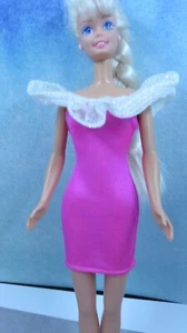 Barbie 6 Fashion Gift Set 1993 - Doll not included - Picture 1 of 4