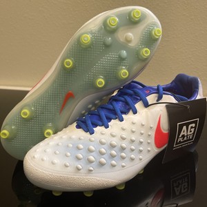 Las mejores ofertas en Blanco Zapatos de fútbol para Mujeres | eBay