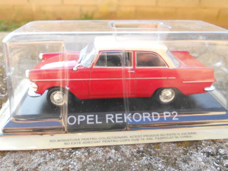 DIE CAST OPEL REKORD P2 - SCALA 1/43 EUROPA DELL'EST - Immagine 1 di 1