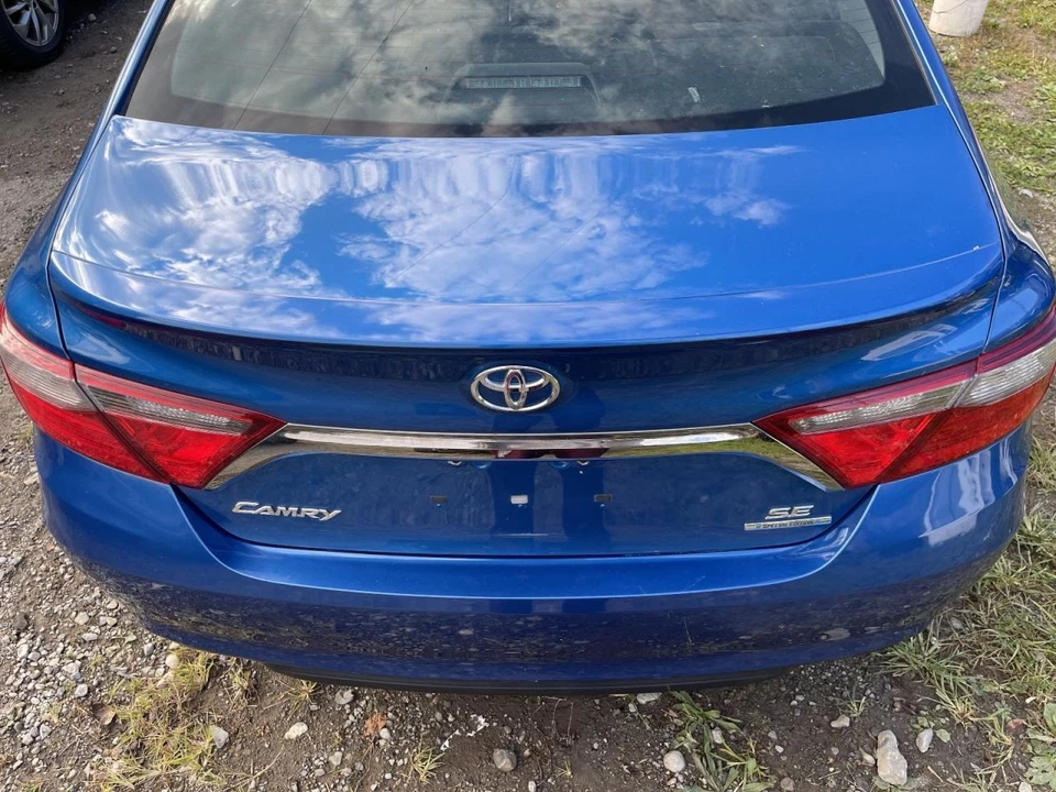 2015-2017 Toyota Camry Deck Lid Blue With Camera Minor Top Scuffs Foto 1 de 4