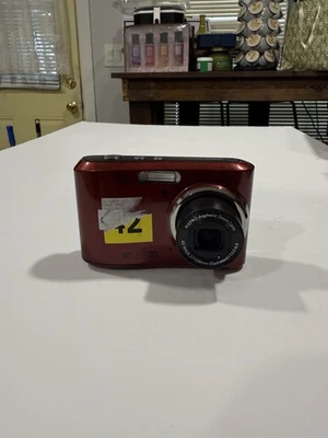 KODAK PIXPRO FZ45-SL Red 4X Optical Friendly Zoom Digital Camera - Image 1 of 4