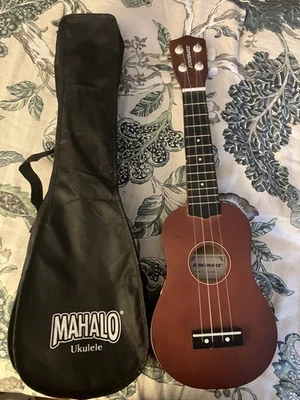 Ukulele And Case used 1 time - Image 1 of 2