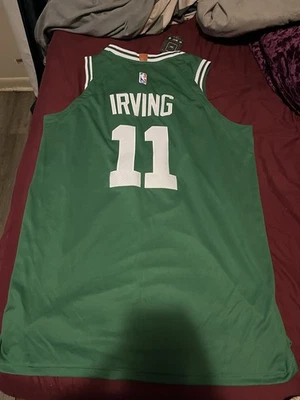Camiseta de basquete masculina Nike tamanho 52 KYRIE IRVING Boston Celtics NBA ~ costurada - Imagem 1 de 3