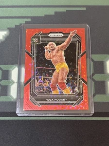 Hulk Hogan Card Red 98/99 Undercard Disco 2023 Panini Prizm WWE Card # 195 - Bild 1 von 2