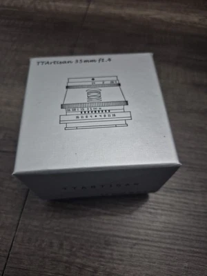 US TTArtisan 35mm F1.4 APS-C Manual Focus Large Aperture Lens for Sony E Mount - Image 1 of 4