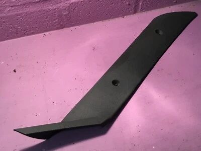 Triumph TR7 superior A poste acabamento interno O/S WKC491 L/CINZAótimo estado... - Imagem 1 de 4