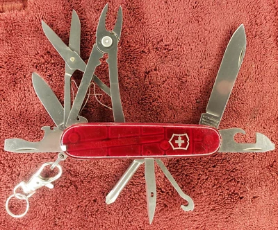 Victorinox Deluxe Tinker Translucent Ruby Red Swiss Army Knife Pin keychain - Image 1 of 4