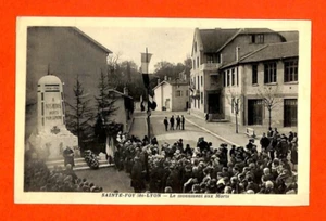 SAINTE-FOY-LES-LYON ( 69 ) CPA / CÉRÉMONIE DEVANT LE MONUMENT AUX MORTS - Imagen 1 de 2