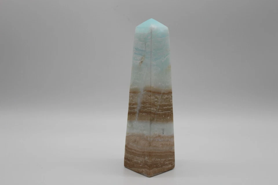 Calcit blau Caribbean Calcite Tower Oberlisk Pyramide Decor Heilstein Edelstein  - Bild 1 von 4