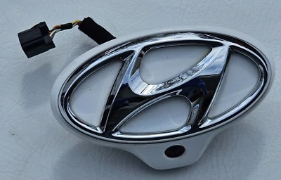 2018 - 2020 HYUNDAI ELANTRA GT REAR EMBLEM LOGO WITH CAMERA 87311-G3100 OEM WAW - Image 1 of 4