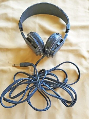 Auriculares de audio digital de disco compacto Labtec LT125 de colección Foto 1 de 4