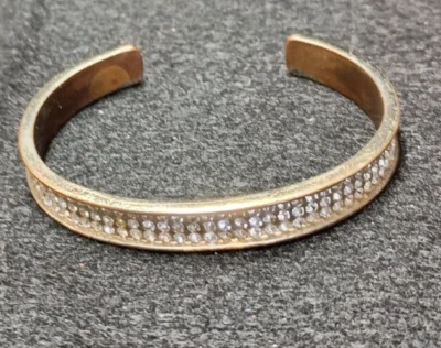 PULSERA BRAZALETE TONO DORADO J' CREW DIAMANTES DE IMITACIÓN USADA Foto 1 de 4