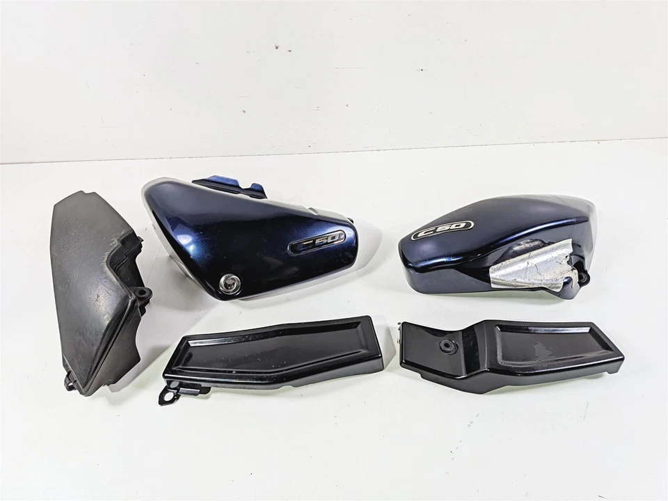 2006 Suzuki VL800 C50 Boulevard Left Right Side Covers 47110-41F81 47210-41F80 - Image 1 of 4