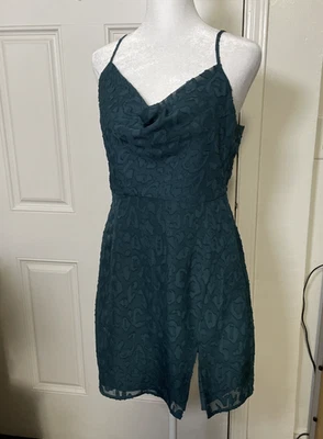 Nuevo con etiquetas Mini Vestido Forrado Para Mujer Forever 21 Verde Sin Mangas Talla Mediana Fiesta Vacaciones Foto 1 de 4