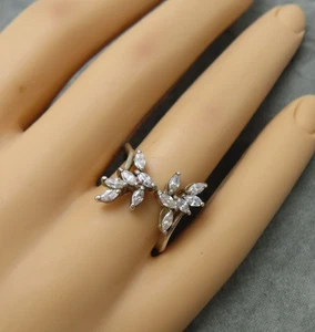 Anillo Vintage Plata Esterlina Cóctel Cristal Facetado Transparente Talla 9 Floral 356f - Imagen 1 de 10