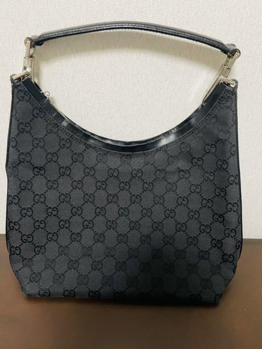 Gucci Canvas Shoulder Bag Black GG canvas silver hardware one 