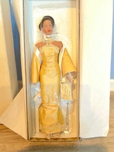 Robert Tonner Puppe 165/500 Jasmine American Model Doll #99700 mit Tonnerständer - Bild 1 von 9