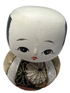 Figurine poupée japonaise KOKESHI 3 POUCES mini poupée céramique et tissu