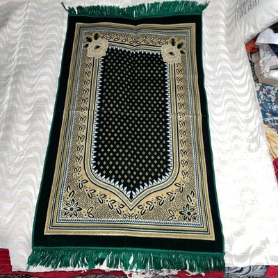 Turkey Islamic Prayer Rug Green Gold Floral Design With Tassels Made in Turkey - Image 1 of 4