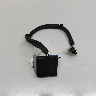 NISSAN QASHQAI MK3 J12 GPS Antenna 28212-6UA2B 1.3 Hybrid 103kW 2024 31619004 - Image 1 of 4