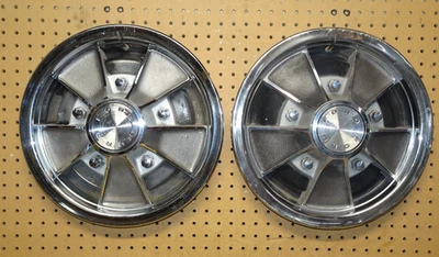 (2) Tapacubos Ford Fairlane/Mustang/Torino 1966-1971 14" usados OEM #612 Foto 1 de 4