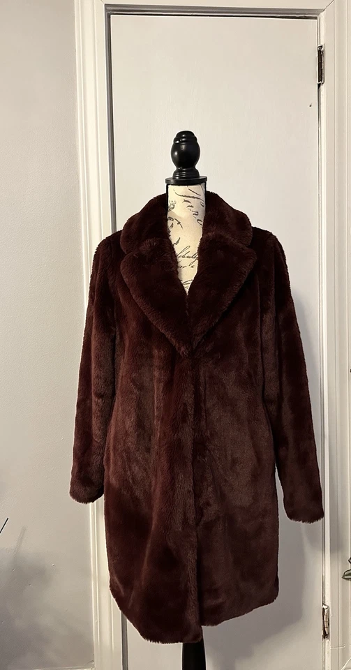 Abrigo Nine West de piel sintética para mujer talla S forrado rojo borgoña bolsillos delanteros Foto 1 de 4