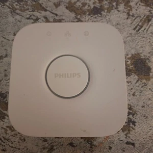 Hub controller bridge Philips Hue modello 3241312018A bianco tonalità illuminazione 2.1 hub - Foto 1 di 7