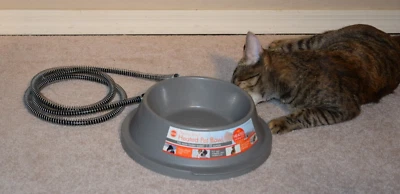 K&H Pet Products Thermal-Bowl Outdoor Heated Cat & Dog Water Bowl Gray 32 Ounces - Image 1 of 4