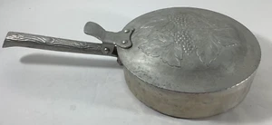Everlast Forged Aluminum Silent Butler Crumb Catcher Hinged Lid w/Handle Vintage - Picture 1 of 4