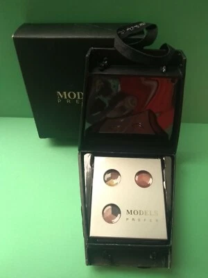 MODELS PREFER SHOP TILL YOU DROP COMPACT FOR EYES & CHEEKS - Image 1 of 4