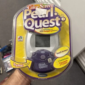 Radica Color Screen Pearl Quest elektronisches Handheld-Spiel Neu - Bild 1 von 2