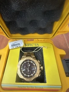 Invicta Pro Diver Mod No.15551 Chronograph 300M Gold Plated Quartz Men's Watch - Picture 1 of 3