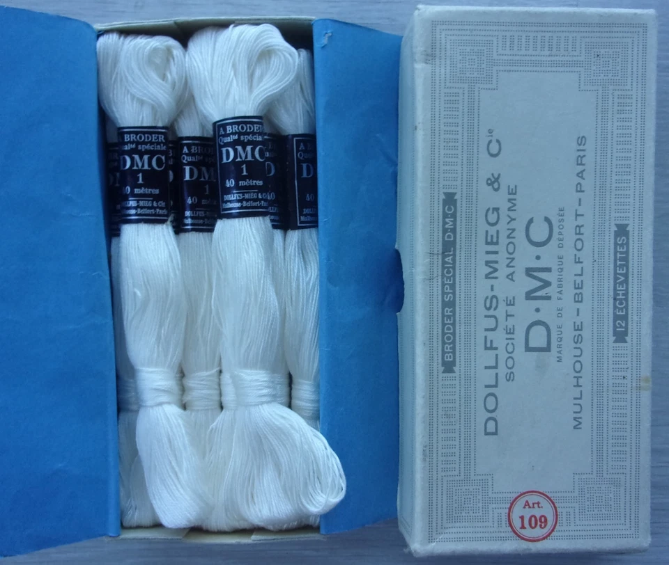 Boite ancienne  coton à broder spécial DMC ave8 echevettes N° 1 - Photo 1/1