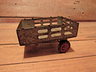 Remolque utilitario Marx Farm 1930' vintage, acero prensado plateado, neumáticos de goma de 5,5" Foto 1 de 4