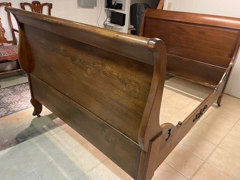 1800 Era Antique sleigh bed Cover