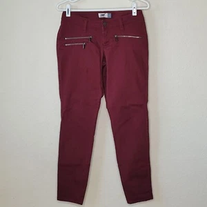 Old Navy Womens Burgundy Red Jeans Petite Sz 6 Tapered Leg Stretch Zipper Pocket - Picture 1 of 11