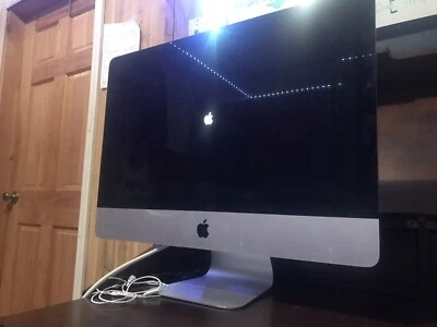 Apple iMac A1418 2015 21" 4K Retina Quad Core i7-5775R 3,30 GHz 1 TB HDD 16 GB RAM Foto 1 de 4