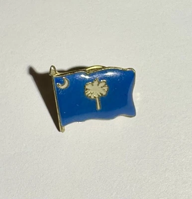 South Carolina USA State Flag Lapel Pin Badge Rare Vintage (J10) - Image 1 of 4