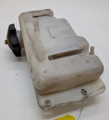 Conjunto de tanque de aceite Ski Doo usado OEM M5142700 Skandic 1998-2011 Foto 1 de 4