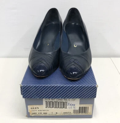 Selby Vintage Women’s 7 B Glen Navy Blue Multi Textured Tip Point Toe Heel Shoe - Image 1 of 4