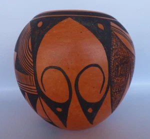 Signed Evelyn Poolheco Hopi POTTERY BOWL POT Vintage 5.5"T Handmade - Picture 1 of 11