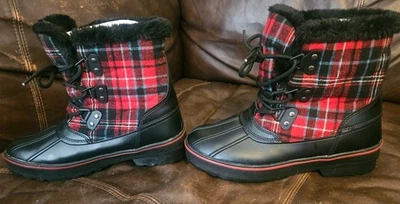 Botas de invierno BASS Skeeter rojas y negras a cuadros forro de piel sintética damas 10 M Foto 1 de 4