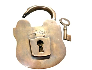Aged 5" PADLOCK BATAVIA large Old vintage stye old lock solid brass 2 key heavy - Picture 1 of 6