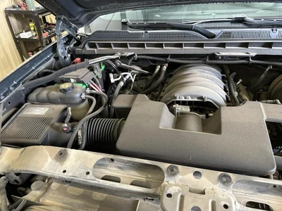 Chevrolet Silverado 1500 Pickup 2017-2018 filtro de aire/caja  Foto 1 de 4