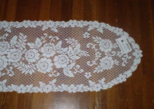 Heritage Lace Victorian Rose 13"x 72" Runner - Picture 1 of 3