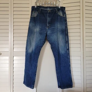 Wrangler Men's 42x32 Blue Jeans Medium Wash - Bild 1 von 6
