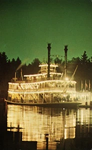 Mark Twain Steamboat Night Scene Disney Disneyland Amusement Park Postcard - Picture 1 of 2
