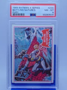 1966 Batman A Series Graded Card #23A Battling Nature's Fury PSA NM-MT 8 Red Bat - Foto 1 di 3